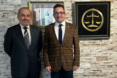 Bursa'nın ödüllü sanatçı avukatı