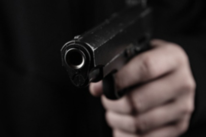 İstanbul'da iş hanı güvenliği, tartıştığı adamı silahla vurarak öldürdü