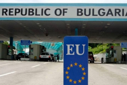 Soydaşlar çare arıyor: Bulgaristan'dan vatandaşlığa dil engeli!