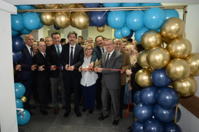 Bursa Uludağ Üniversitesi Hastanesi’nin modern yemekhanesi hizmete açıldı