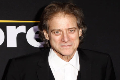 Komedyen Richard Lewis hayatını kaybetti