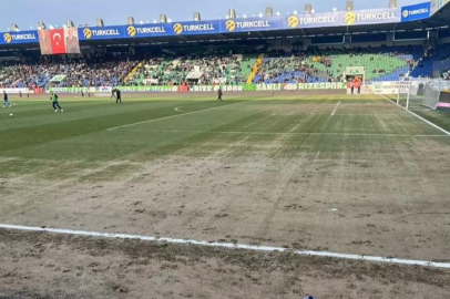 TFF'den Çaykur Rizespor'a son uyarı! 'Ya zemininizi düzeltin ya da stadyumunuzu kapatırım'