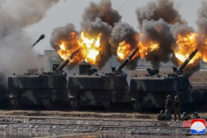 Kuzey Kore'den savaş sinyali: Dev tatbikat görüntülendi