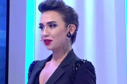 Hülya Avşar Neslihan Doğrusöz'e 'Çok özel olacak ama' diyerek açık açık sordu!