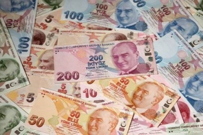 Asgari ücrete ve emekliye ek zam yapılacak mı? Milyonlarca kişiyi ilgilendiriyor: Açıklama geldi...