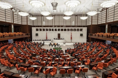 Emeklilere yeni düzenleme yolda: 7 alanda yeni destek!