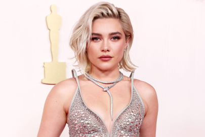 Florence Pugh Oscar partisinde dikkat çekti