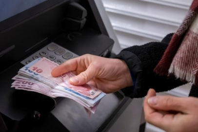 Kredi kartı harcamalarıyla ilgili dikkat çeken adım! 'Nakit avansta taksit sınırı düşürüldü' iddiası