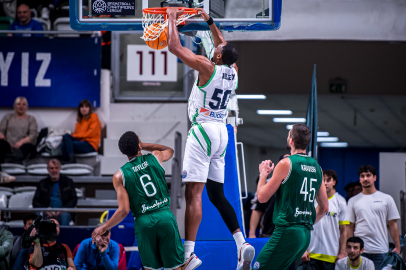 TOFAŞ şansını son haftaya taşıdı!