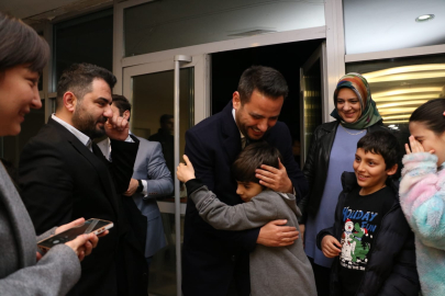 AK Parti Bursa Mudanya Belediye Başkan Adayı Dinçer: Mudanya huzur bulacak