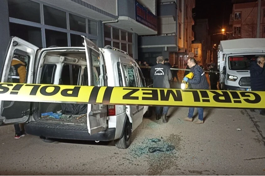 Bursa'da iki kardeşe infaz girişimi