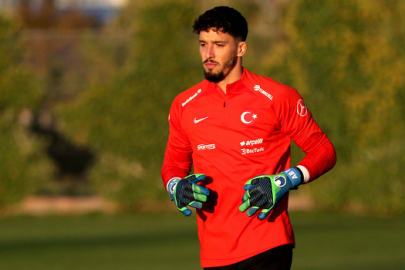 Altay Bayındır'dan kötü haber