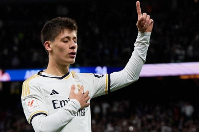 Arda Güler, İspanya'da manşetleri süsledi!