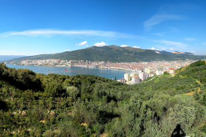 Bursa'da dikkat çeken tepki: Gemlik taşınmıyor satılıyor!