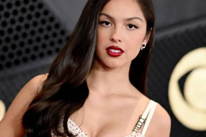 Olivia Rodrigo'nun konserinde doğum kontrol hapları dağıtıldı