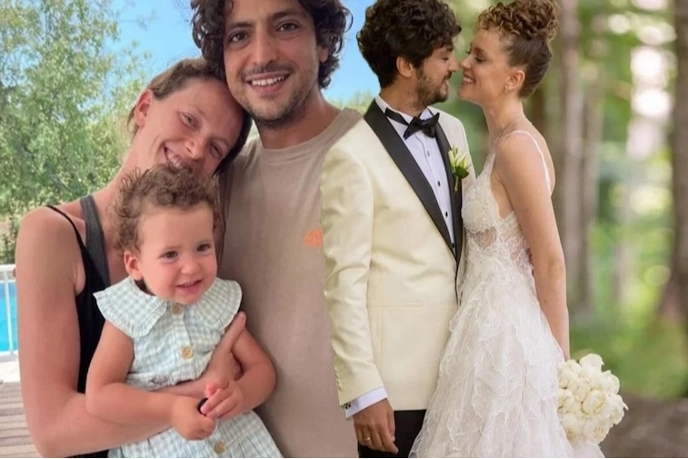 Taner Ölmez ile Ece Çeşmioğlu ikinci kez anne-baba oldu