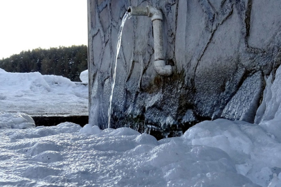 Ardahan, Erzurum ve Kars buz tuttu!