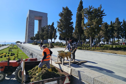 Şehitler Abidesi'nde '18 Mart' hazırlığı