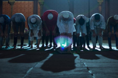 Hindistan'da teravih namazı kılan üniversite öğrencilerine saldırı