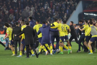 Bakan Yerlikaya'dan olaylı derbi sonrası gözaltına alınan kişi sayısı ile ilgili açıklama!