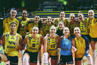 Fenerbahçe Opet final peşinde