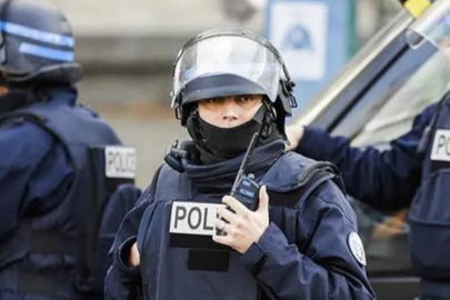 Fransa'da polisin kovaladığı genç hayatını kaybetti