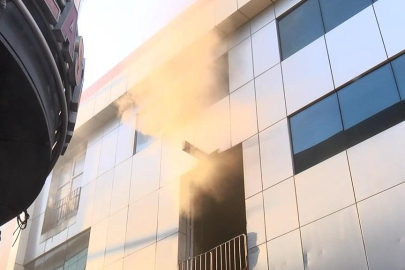 İstanbul'da plastik hammadde deposunda yangın