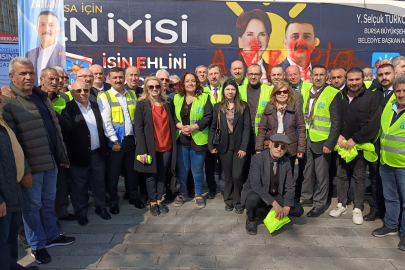 İYİ Parti Bursa'dan seçim otobüsüne yapılan saldırıya tepki!