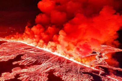 İzlanda'da yanardağ patlaması! Acil durum ilan edildi...