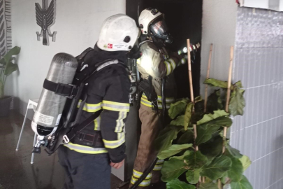 Hatay'da kafede çıkan yangın söndürüldü