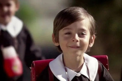 Öyle Bir Geçer Zaman ki'nin Osman'ı Emir Berke Zincidi değişimiyle gündem oldu