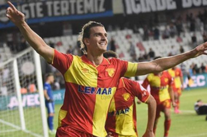 Göztepe'de Atınç Nukan formayı unuttu
