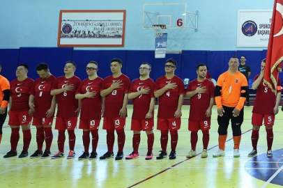 Down Sendromlu Futsal Milli Takımı, dünya ikincisi oldu