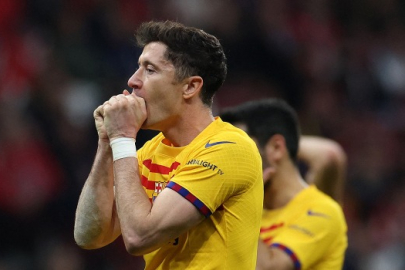 Robert Lewandowski'den astronomik teklife ret