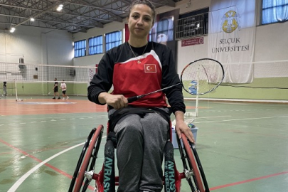 Emine Seçkin Paris biletini aldı