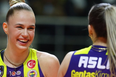 Fenerbahçe Opet sezonu zirvede tamamladı