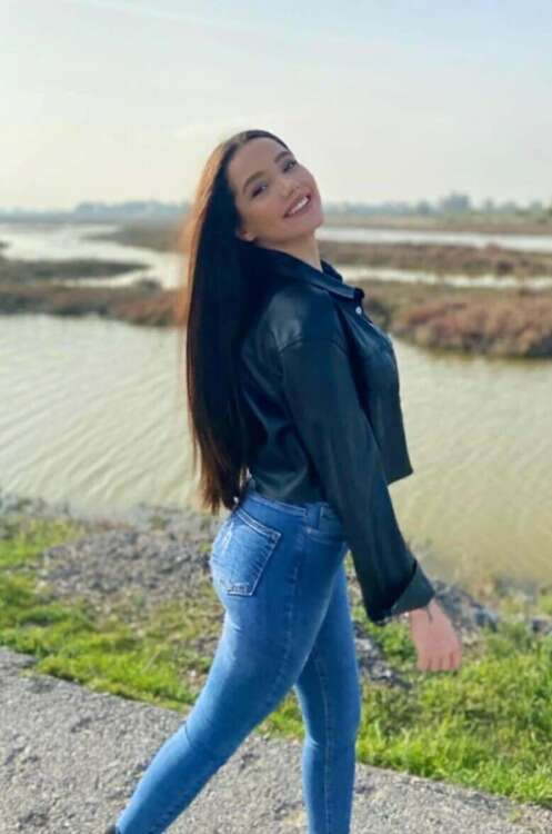 AİLESİNE SÜRPRİZ YAPMAK İÇİN İZMİR’E GELMİŞTİ