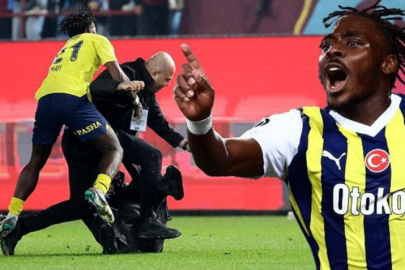 Osayi Samuel'den yeni açıklama: Bazıları bıçaklıydı