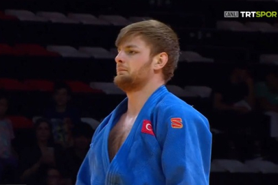 Umalt Demirel'den bronz madalya