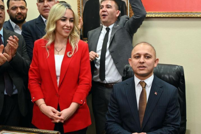 Kırıkkale Belediye Başkanı Önal mazbatasını alarak göreve başladı