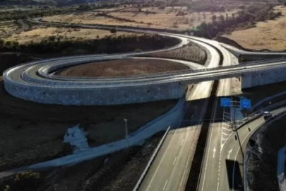 Bursa-Ankara yolunda çalışma! Ulaşım servis yoluna verildi...