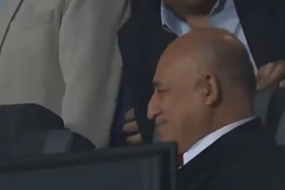 Fenerbahçe 2. dakikada sahadan çekildi, Mehmet Büyükekşi'nin tepkisi gündem oldu!