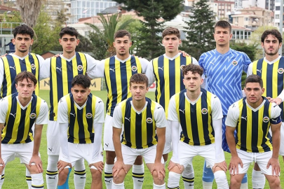 Fenerbahçe U19 takımı geri düştüğü maçı farklı kazandı