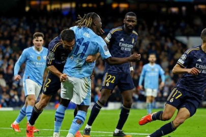 Şampiyonlar Ligi'nde çok acayip gece! Kaleci bile gol attı ama...