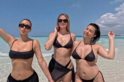 Kim Kardashian kardeşi Kourtney Kardashian'la pozunu paylaştı