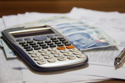 Mevduat faizlerinde şubede ayrı bankada ayrı oran! 'Merkez Bankası'na göre...' diyerek uyardı