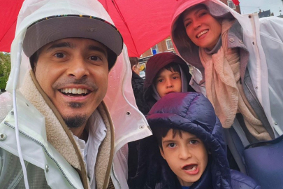 maNga'nın solisti Ferman Akgül ailesiyle birlikte Türkiye'den taşındı