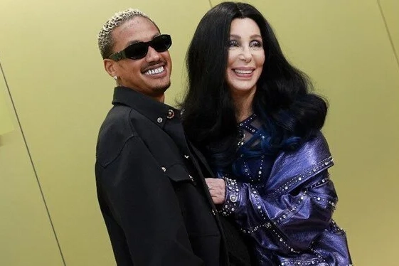 Cher'den genç sevgili açıklaması: Benim yaşımdaki herkes öldü