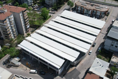 Bursa Yıldırım'da Bağlaraltı Pazar Alanı gün sayıyor