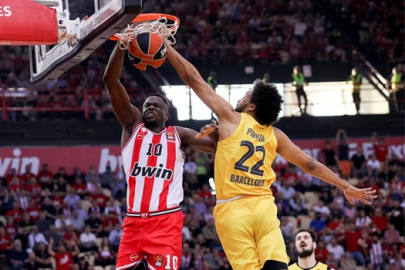 Olympiakos seride eşitliği sağladı